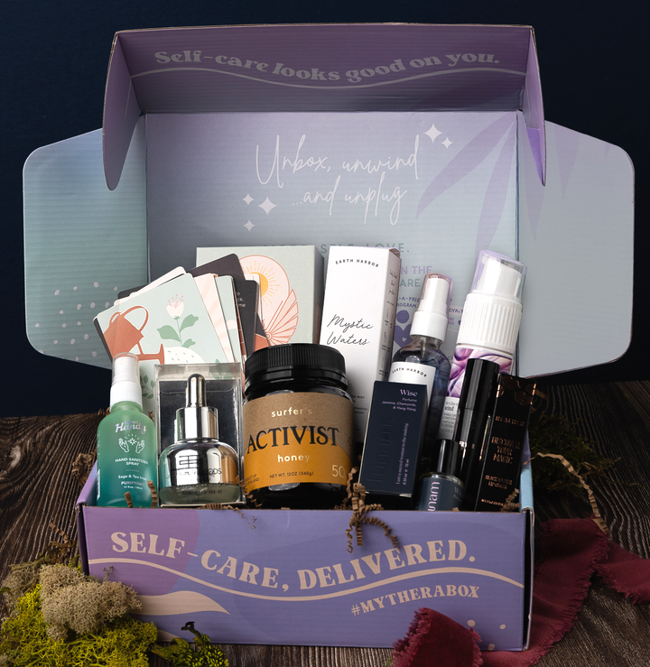 Mystique Full box