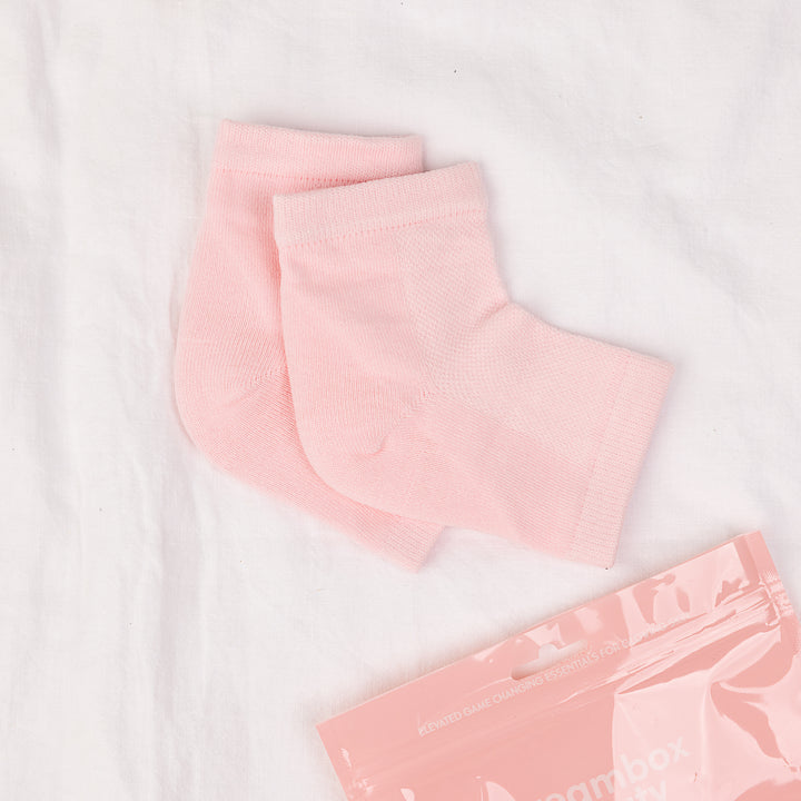 Dream Box Beauty | Hydrating Gel Infused Moisturizing Spa Socks | $18